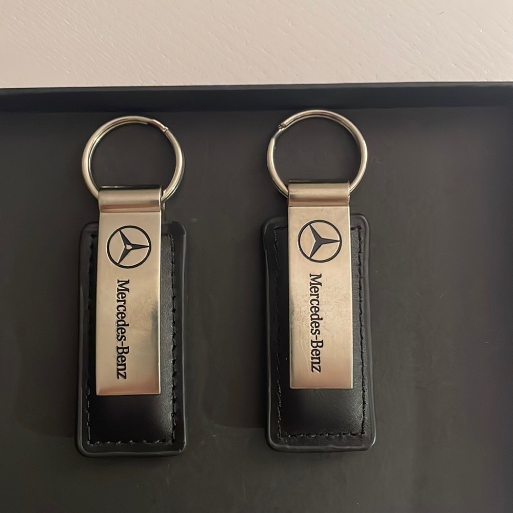 Mercedes-Benz keychain/key holder